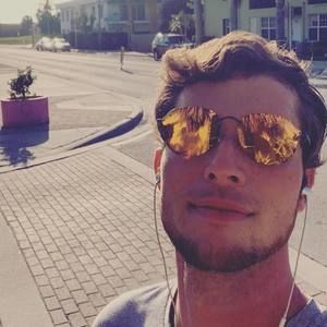 Meet your Posher, Cole